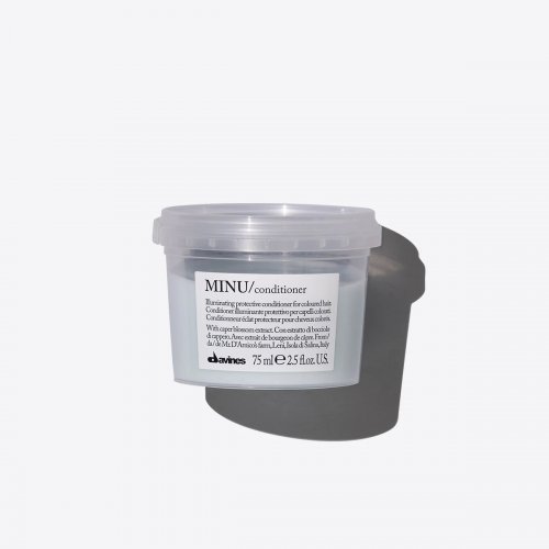 Davines Minu Illuminating Protective Conditioner Kondicionierius dažytiems plaukams