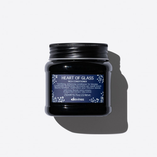 Davines Heart of Glass Rich Conditioner Šviesius plaukus maitinantis kondicionierius