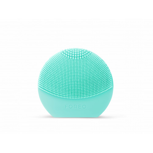 Foreo Luna Play Plus 2 The ultimate full-facial treatment device Minty cool!