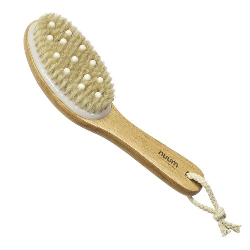 Nuum Cosmetics Curved Handle Body Brush with Soft Massage Beads Masažinis kūno šveitimo šepetys